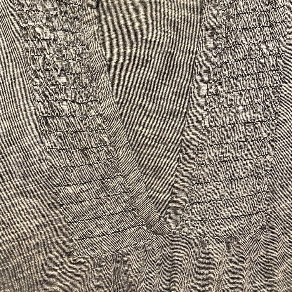 Anne Taylor Loft shirt size large